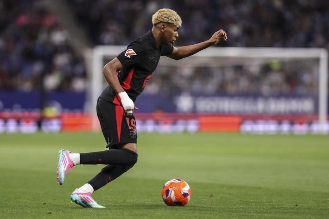 这很瓦尔迪！进球后嘲讽热刺：英超冠军比你多，38岁仍造10球