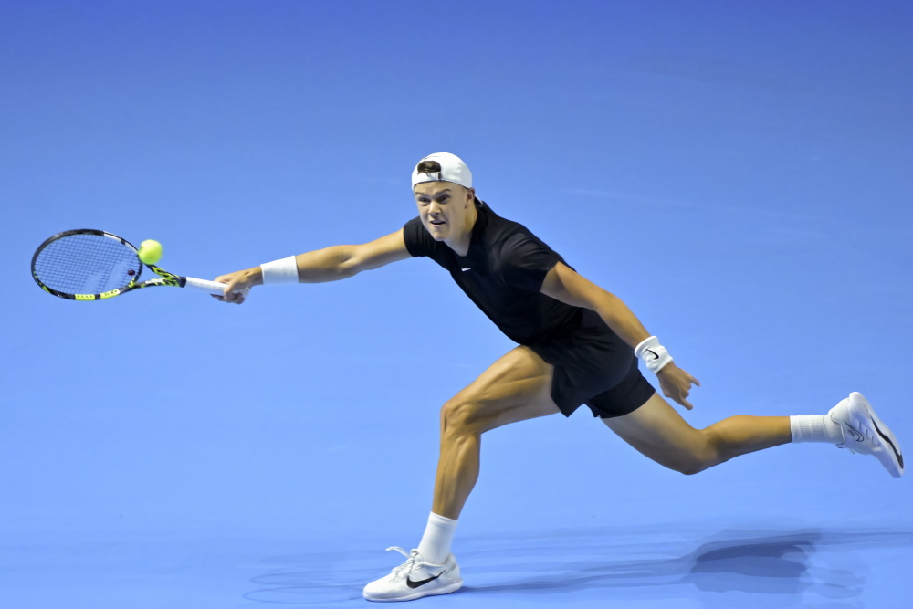 到足球不仅 到足球不仅