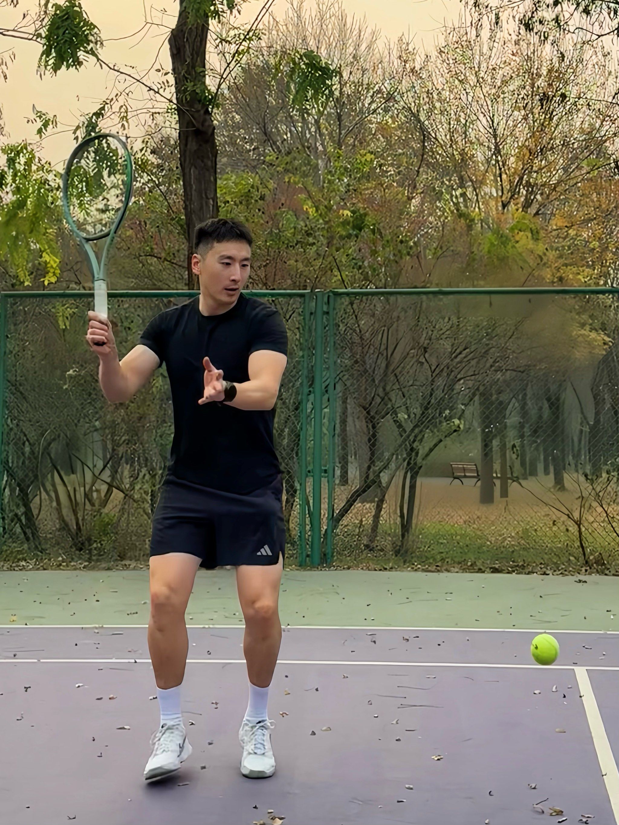 展现出一个 展现出一个